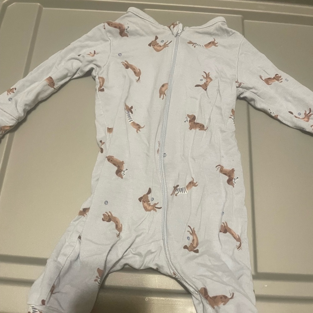 Baby 0-3 month footie zip up pjs
